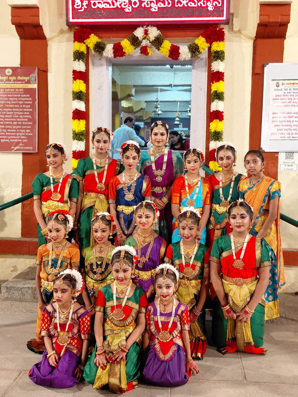 Kalaarnavaa students after a temple recital